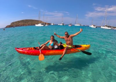 viaje-yoga-y-multiaventura-ibiza-y-formentera-kayak